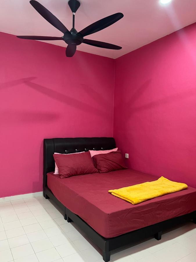 Batu Feringgi Homestay エクステリア 写真