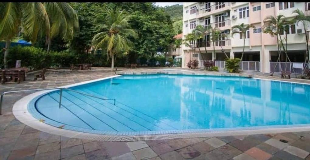 Batu Feringgi Homestay エクステリア 写真