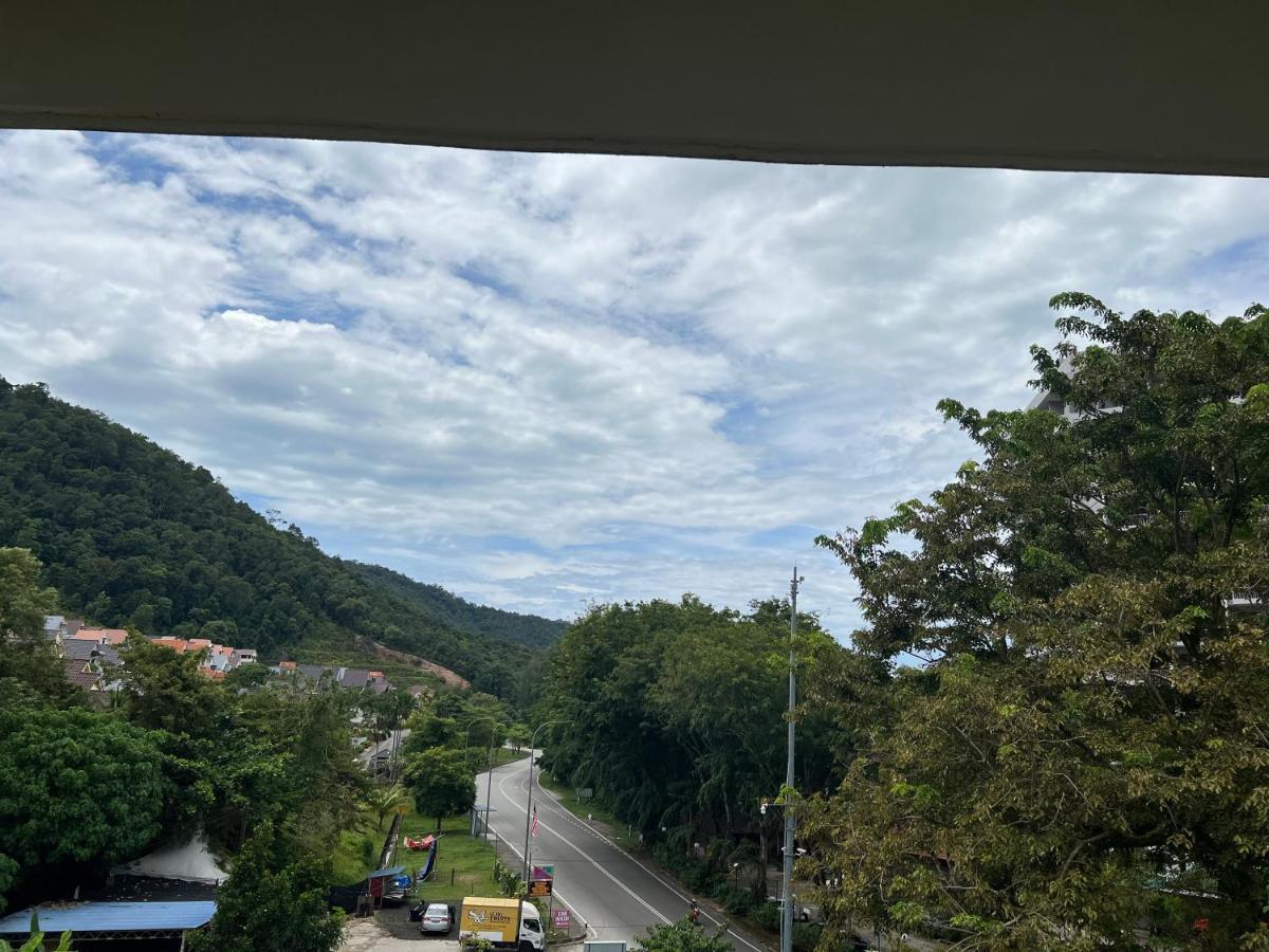 Batu Feringgi Homestay エクステリア 写真