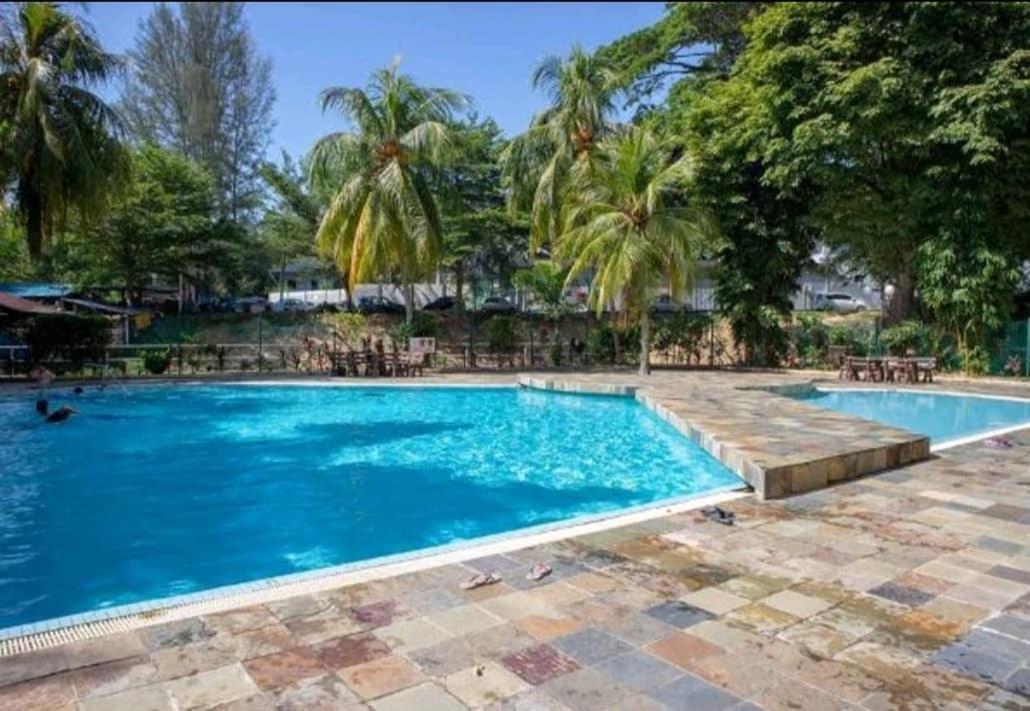 Batu Feringgi Homestay エクステリア 写真